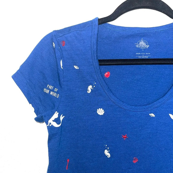 Disney The Little Mermaid Navy Blue Short Sleeve Graphic Tee Small Women’s - Picture 3 of 10